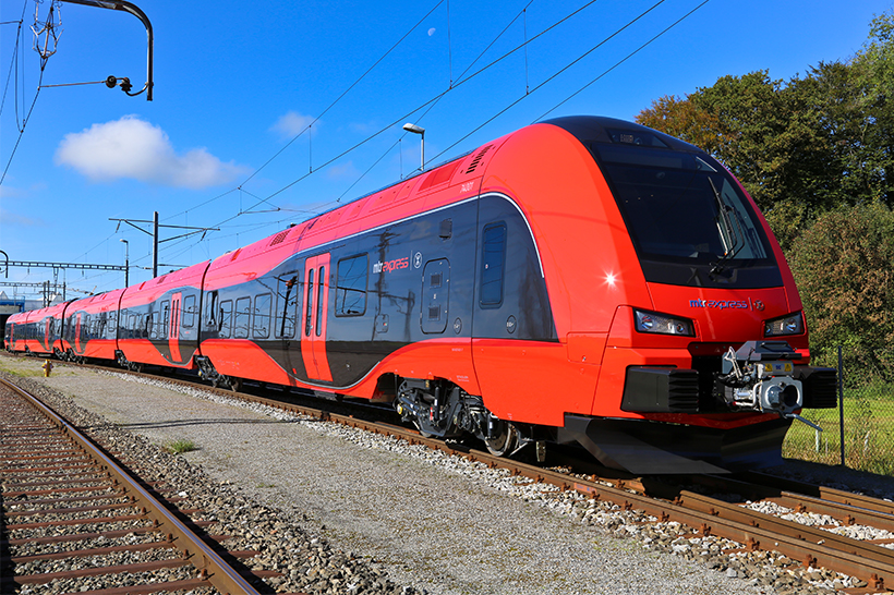 mtr express på spår